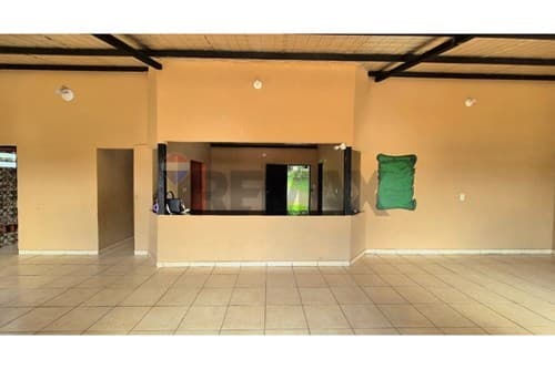 Salon comercial en Capiatá — foto 5
