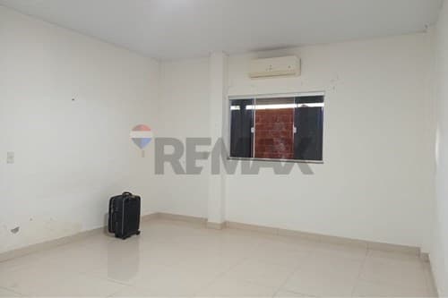 "Casa Espaciosa en Carmelo Peralta con Piscina" — foto 5