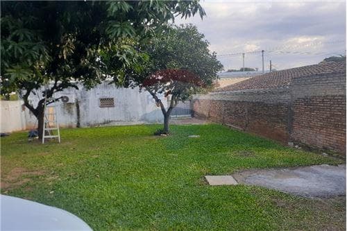 Terreno en esquina 12 X 32 Fernando de la Mora — foto 2