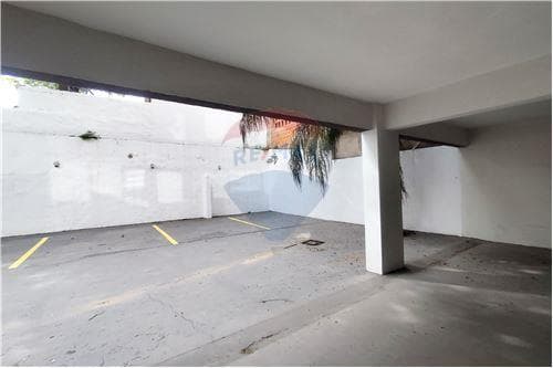 Edificio de 5 niveles, zona Shop Del Sol — foto 2