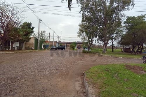 Terreno en esquina - Barrio cerrado en Limpio