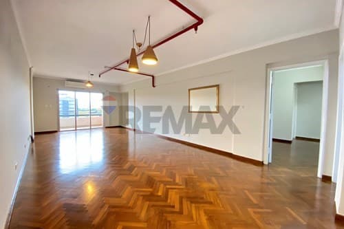 Amplio departamento de 3 hab+ área de servicio — foto 1