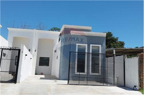 2 de casa en pilar del norte — foto principal