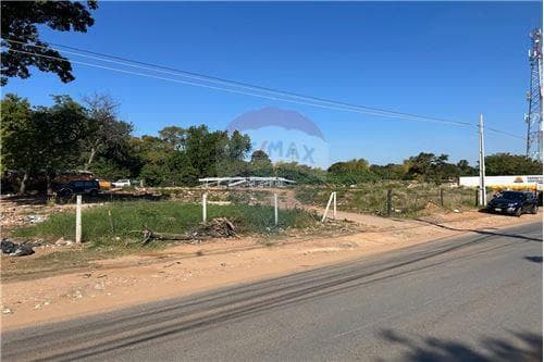 ✨importante terreno de 3.120 m² en esquina, sobre la av. Perón, en el límite entre Asunción y Lambaré✨