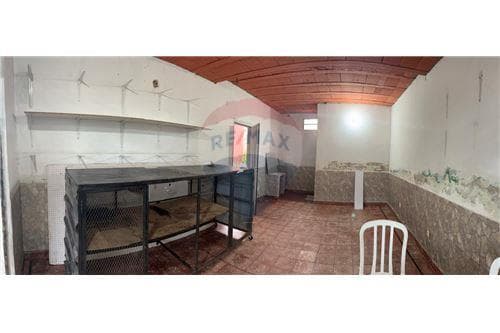 Vendo propiedad en limpio ideal para empresas