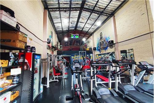 Propiedad comercial con Renta incluida del 10% — foto 3