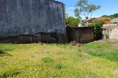 ¡Terreno Ideal en CDE: 361m² de Oportunidad Única! — foto 4