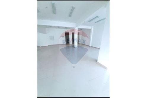 Amplio salon comercial pleno centro de Encarnacion — foto 4