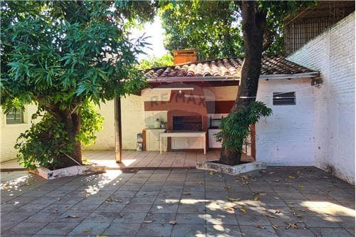terreno a pasos de Casa Rica Los Laureles — foto 5