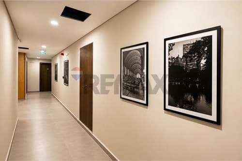 Exclusivo Depto de 1 dorm en Las Mercedes — foto 2