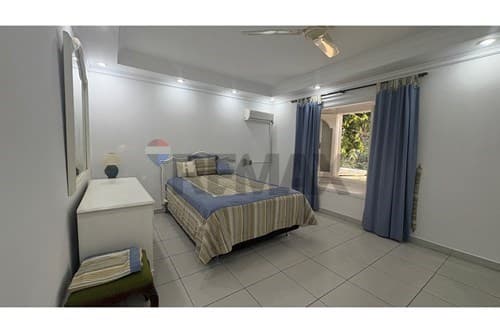 EN VENTA Casa en el Corazón de Ycua Satí — foto 2