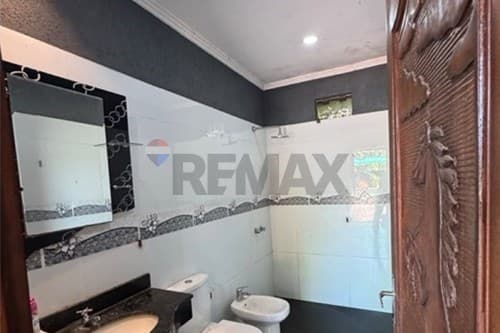 En Venta Casa Quinta con Piscina en Limpio — foto 4