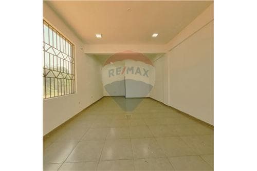 Amplio salon en San Lorenzo — foto 5