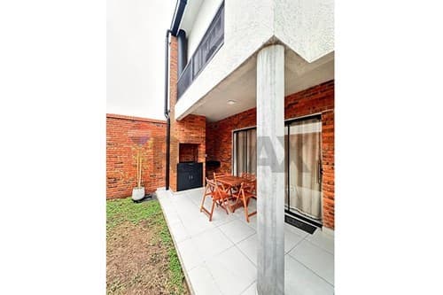 Casa en Venta – Barrio Jardines de Loma Merlo, foto 5
