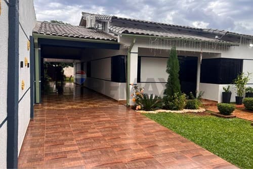 Casa en venta en Km 5, Presidente Franco, foto 2