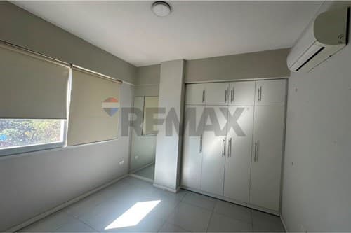 DEPARTAMENTO A pasos de Mcál López, foto 4