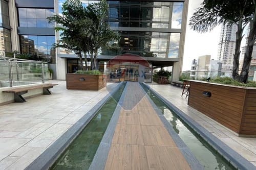 Vendo oficina en el edif. Corp. Skypark