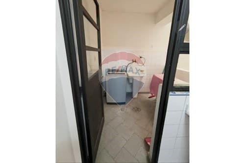 Vendo amplio departamento en barrio la encarnacion