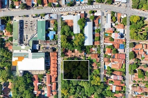 Terreno de 2.264m2 a 70 metros de Cacique Lambaré — foto principal