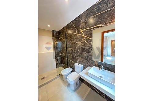 Duplex en esquina en Luque – loma merlo, foto 5