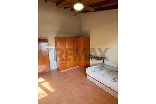 Casa con piscina en venta en Luque z/ Aeropuerto