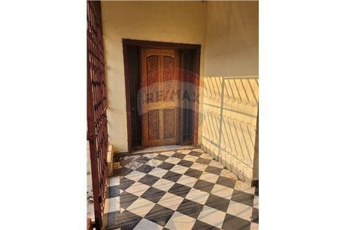 En venta amplia propiedad sobre la calle Iturbe — foto 3