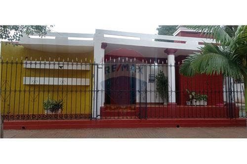 En Venta amplia Casa en Capiatá Ruta 1 km 16,5