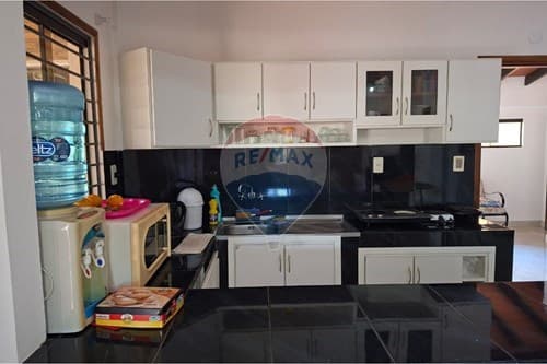 "Tu Sueño en Altos: Casa Moderna y Confortable" — foto 4