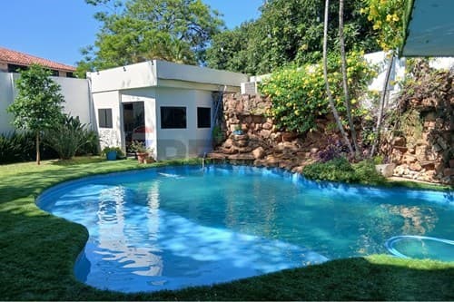 Residence in Fernando de la Mora, foto 4