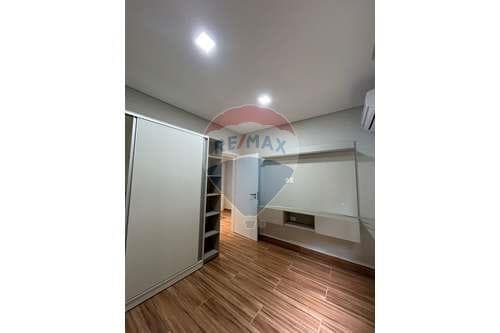 Duplex nuevo a estrenar con sistema domótico — foto 4