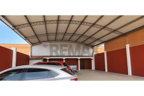 Casa en venta San Lorenzo( curiel