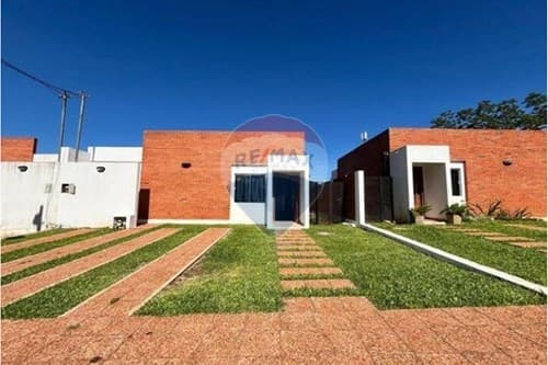 Alquilo duplex en barrio cerrado