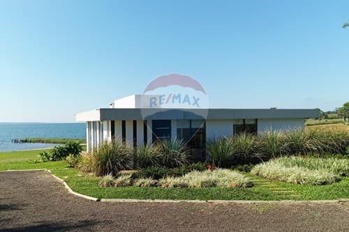 Único y exclusivo, Paraqvaria Aero y Marina Club, foto 3