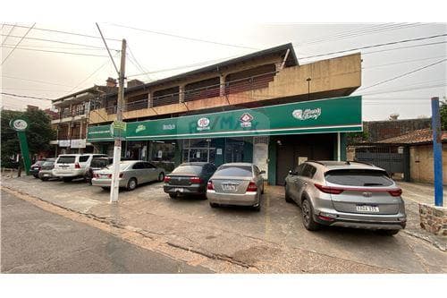 Importante Propiedad comercial a la venta sobre Av. Cacique Lambaré — foto 1