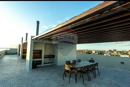 Venta dpto. 1 d. Con cochera parana playa enc