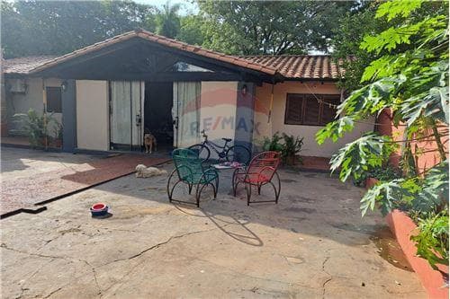 Casa con monoambientes — foto 3