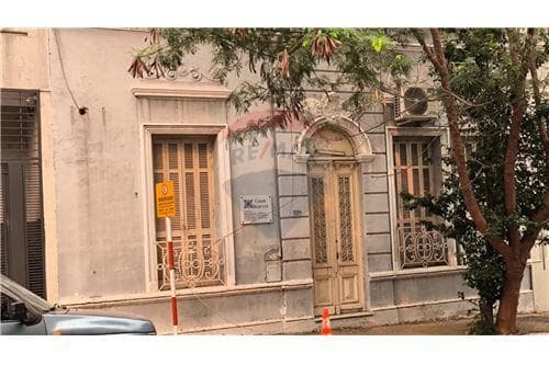 Vendo casa renovada en el centro de Asunción