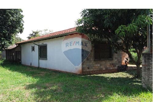 Casa titulada en esquina — foto 3