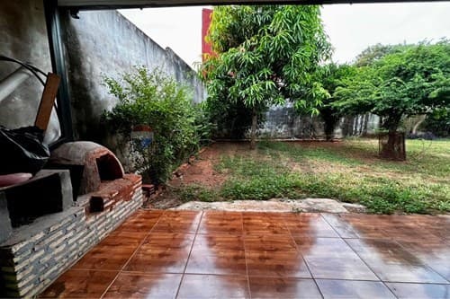 casa en esquina, Centro de Itauguá — foto 2