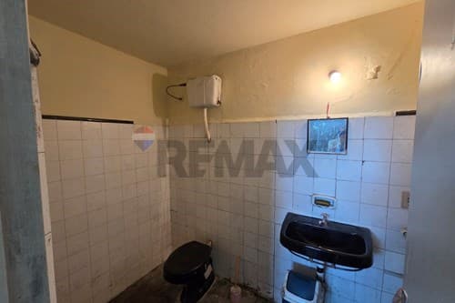 Esquina en oferta pleno centro. Zona UAA — foto 3