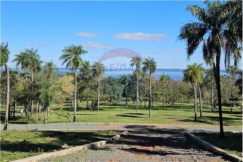 La sierra: Tu casa de verano con vista al lago! — foto principal