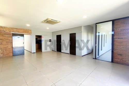 En venta casa en Luque — foto 4