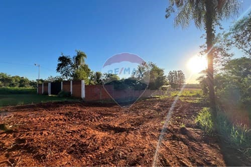 "Terreno amplio en el Barrio San Miguel Curuzú" — foto 2