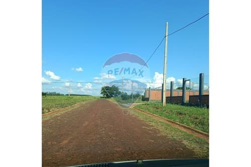 ¡Lote en Fram, Itapúa! 403,66m2 a 76.000.000