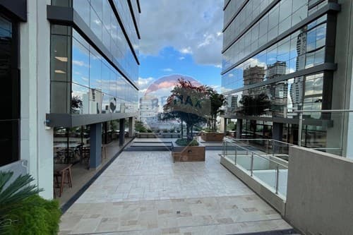 Oficina en el edif. Corp. Skypark — foto 2