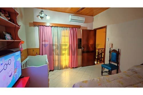 Residencia con piscina y quincho en Lambaré, foto 4