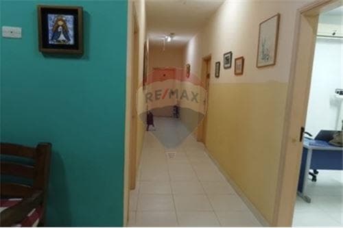 Increible propiedad en esquina - b° san cristobal — foto 2