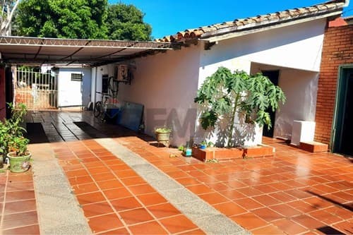 Casa en Lambaré zona colegio sek!! — foto 3