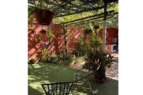 Vendo casa + 2 depart. En san antonio