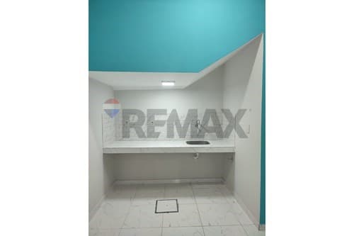 Salon Comercial en Villa Elisa — foto 4